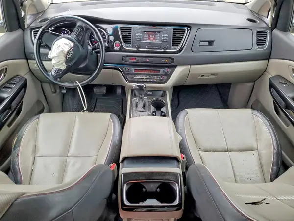 KNDMC5C13G6153828 2016 KIA SEDONA - Image 8
