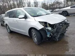 KNDMC5C13G6156874 2016 KIA SEDONA