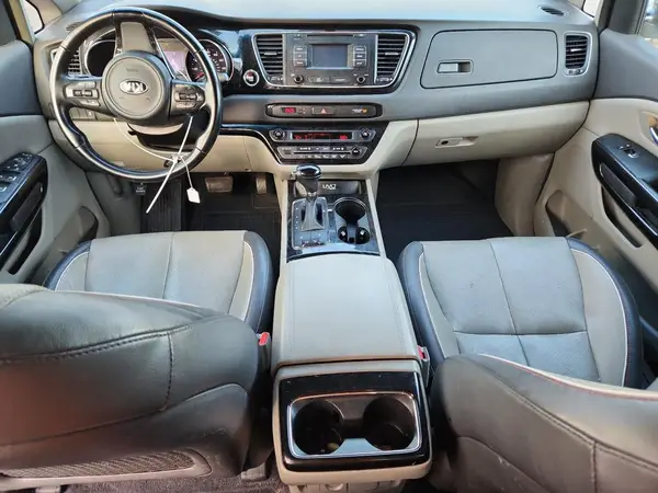 KNDMC5C13G6162321 2016 KIA SEDONA - Image 8