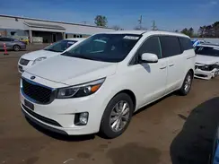 KNDMC5C13H6257298 2017 KIA SEDONA