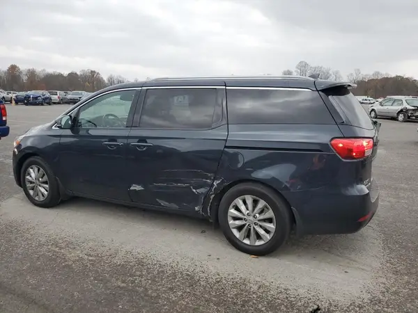 KNDMC5C13H6273209 2017 KIA SEDONA - Image 2