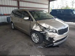 KNDMC5C13H6283075 2017 KIA SEDONA