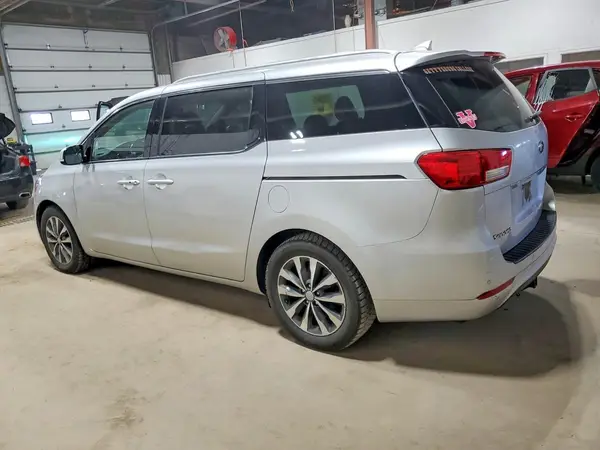 KNDMC5C13H6312400 2017 KIA SEDONA - Image 2