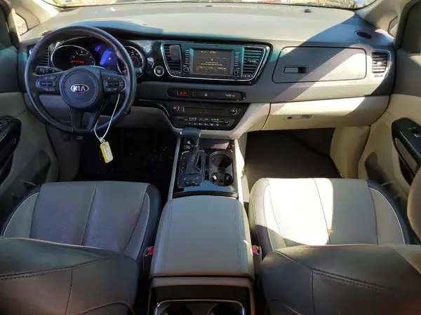 KNDMC5C13J6345578 2018 KIA SEDONA - Image 8