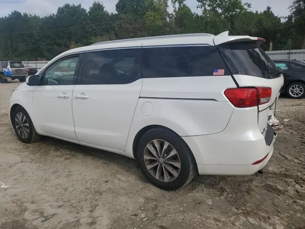 KNDMC5C13J6365233 2018 KIA SEDONA - Image 2