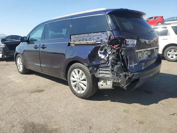 KNDMC5C13J6398930 2018 KIA SEDONA - Image 2