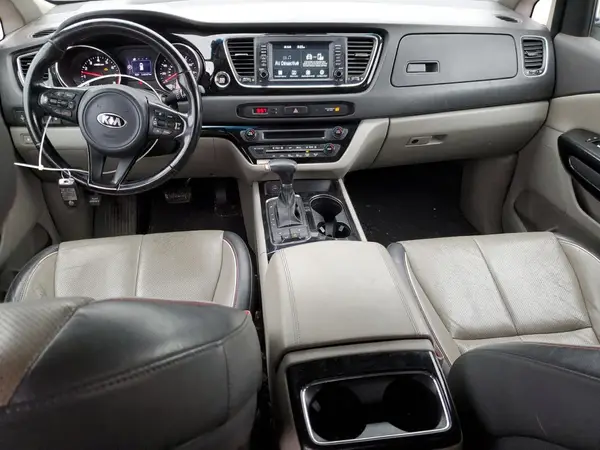 KNDMC5C13J6400871 2018 KIA SEDONA - Image 8