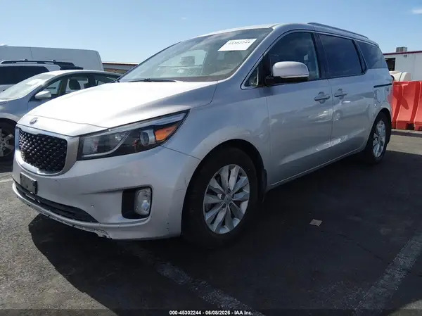 KNDMC5C14G6100524 2016 KIA SEDONA - Image 2