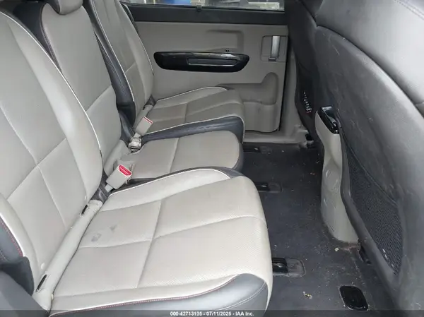 KNDMC5C14G6113631 2016 KIA SEDONA - Image 8