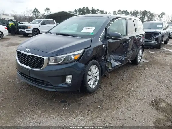 KNDMC5C14G6136374 2016 KIA SEDONA - Image 2