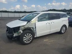 KNDMC5C14H6257262 2017 KIA SEDONA