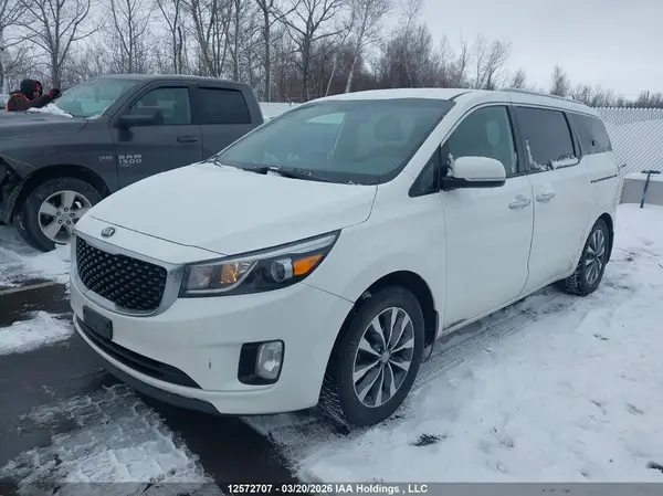 KNDMC5C14H6262493 2017 KIA SEDONA - Image 2