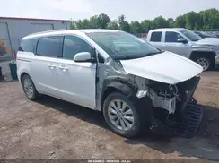 KNDMC5C14H6264129 2017 KIA SEDONA