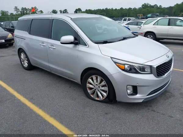 KNDMC5C14H6280749 2017 KIA SEDONA - Image 1