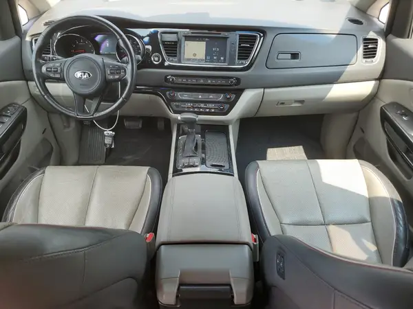 KNDMC5C14H6317704 2017 KIA SEDONA - Image 8