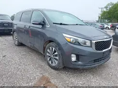 KNDMC5C14H6325415 2017 KIA SEDONA