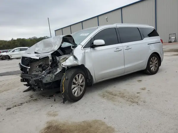 KNDMC5C14J6348103 2018 KIA SEDONA - Image 1