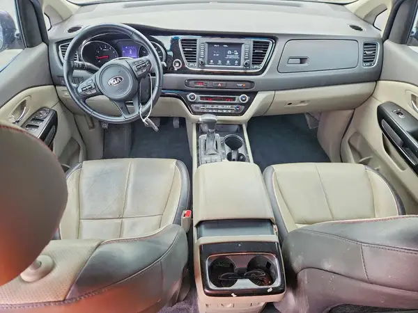 KNDMC5C14J6367721 2018 KIA SEDONA - Image 8