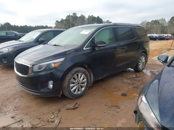 KNDMC5C14J6373129 2018 KIA SEDONA - Image 2