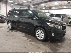 KNDMC5C14J6376192 2018 KIA SEDONA