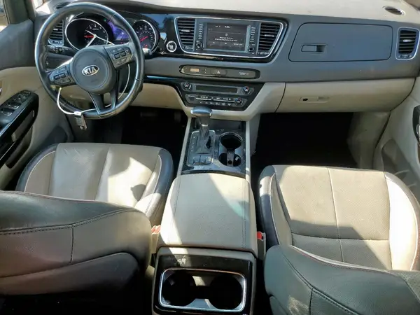 KNDMC5C14J6380954 2018 KIA SEDONA - Image 8