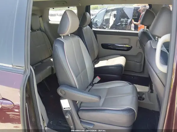 KNDMC5C15G6116652 2016 KIA SEDONA - Image 8