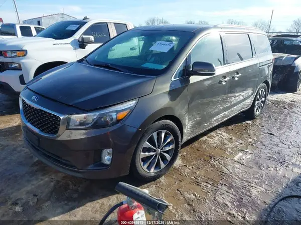 KNDMC5C15G6125559 2016 KIA SEDONA - Image 2
