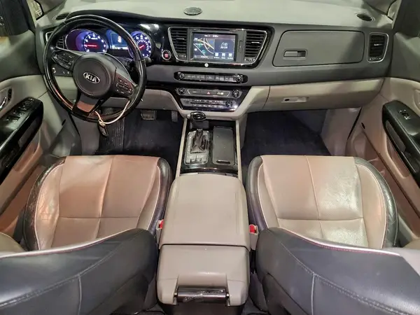 KNDMC5C15G6130812 2016 KIA SEDONA - Image 8