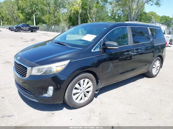KNDMC5C15G6143818 2016 KIA SEDONA - Image 2