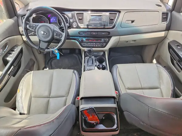 KNDMC5C15G6143852 2016 KIA SEDONA - Image 8