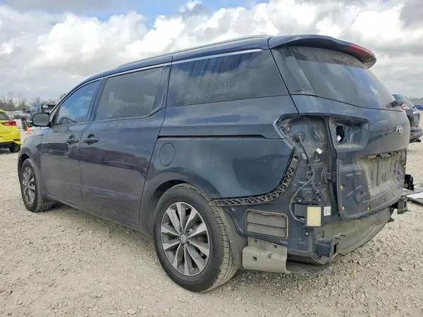 KNDMC5C15G6147464 2016 KIA SEDONA - Image 2