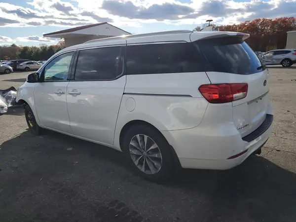 KNDMC5C15G6186233 2016 KIA SEDONA - Image 2