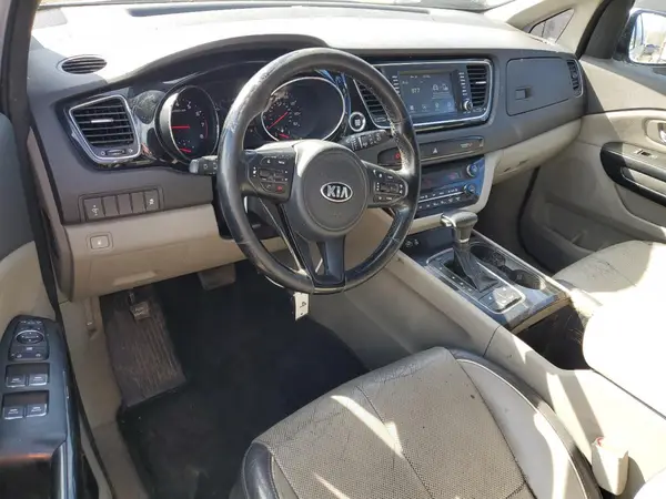 KNDMC5C15H6280744 2017 KIA SEDONA - Image 8