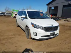 KNDMC5C15J6366125 2018 KIA SEDONA