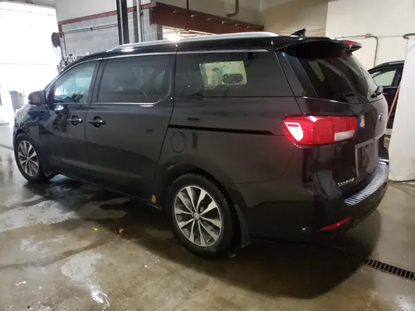 KNDMC5C15J6390019 2018 KIA SEDONA - Image 2