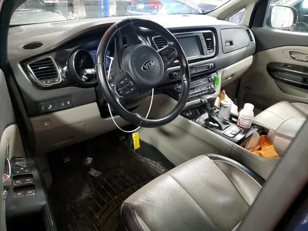 KNDMC5C15J6422399 2018 KIA SEDONA - Image 8