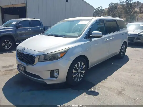 KNDMC5C16G6126090 2016 KIA SEDONA - Image 2