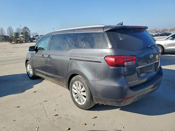 KNDMC5C16G6134156 2016 KIA SEDONA - Image 2