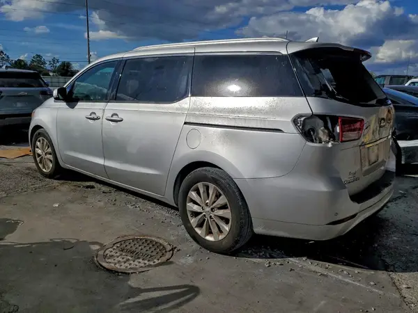 KNDMC5C16G6136974 2016 KIA SEDONA - Image 2