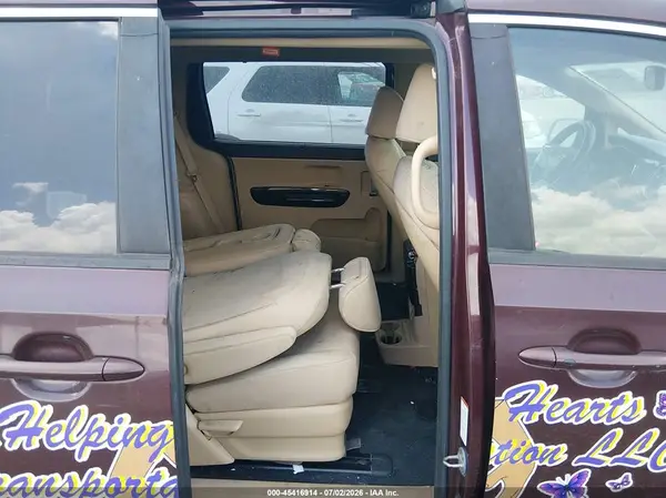 KNDMC5C16G6143908 2016 KIA SEDONA - Image 8