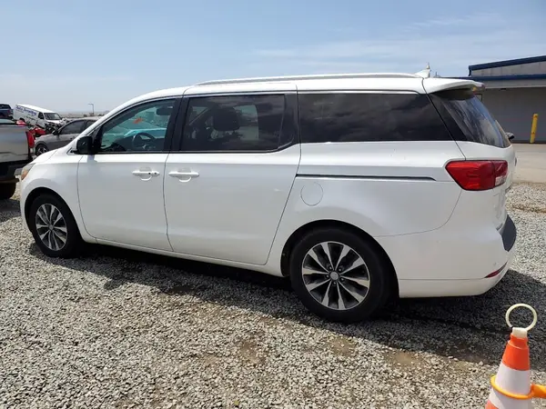 KNDMC5C16G6170106 2016 KIA SEDONA - Image 2