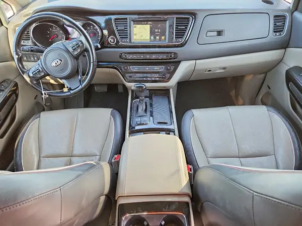 KNDMC5C16G6170879 2016 KIA SEDONA - Image 8