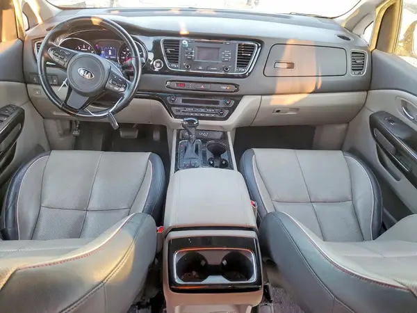KNDMC5C16G6184653 2016 KIA SEDONA - Image 8