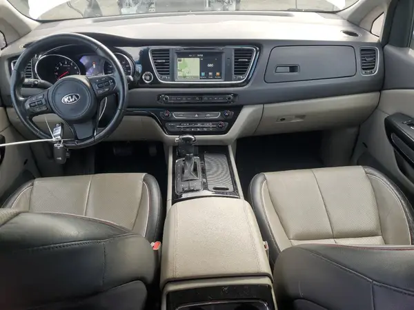 KNDMC5C16G6185902 2016 KIA SEDONA - Image 8
