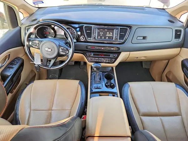 KNDMC5C16H6274323 2017 KIA SEDONA - Image 8