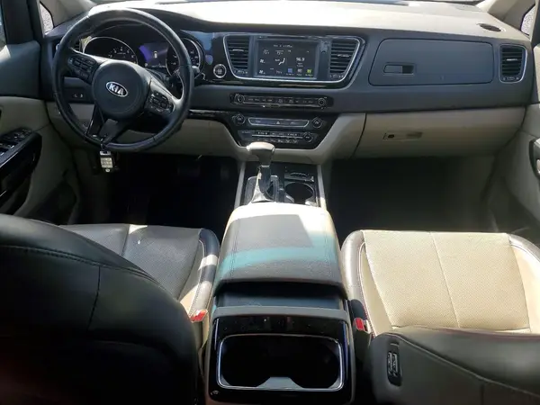 KNDMC5C16H6304517 2017 KIA SEDONA - Image 8
