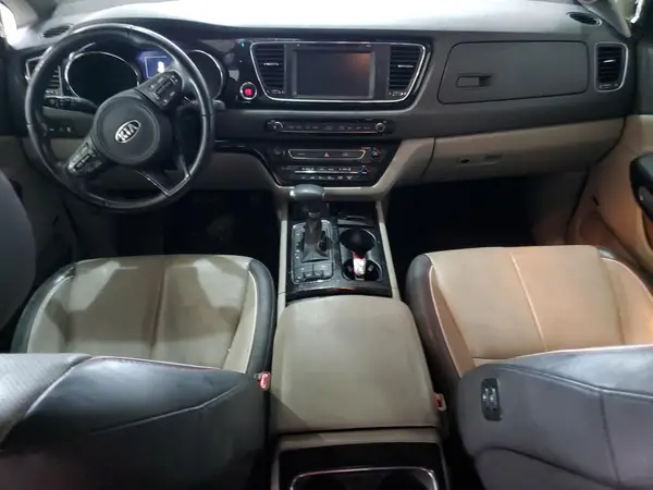 KNDMC5C16H6343933 2017 KIA SEDONA - Image 8