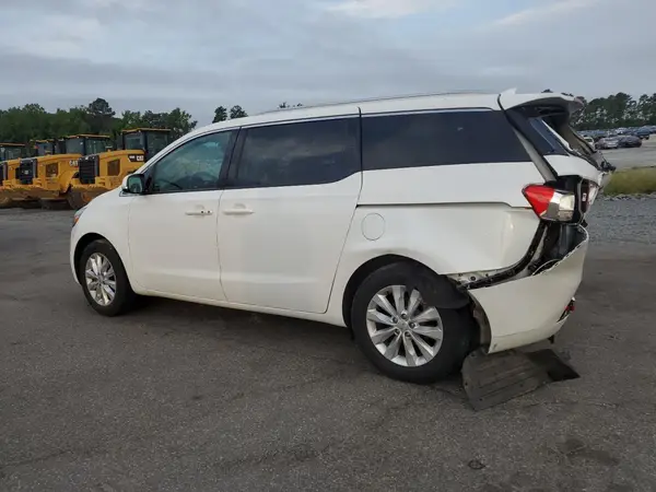 KNDMC5C16J6351861 2018 KIA SEDONA - Image 2