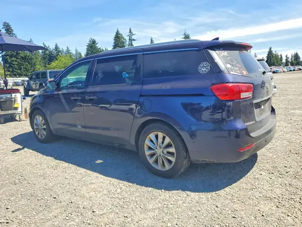 KNDMC5C16J6367090 2018 KIA SEDONA - Image 2