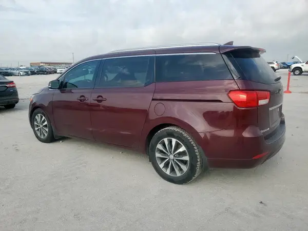 KNDMC5C16J6372094 2018 KIA SEDONA - Image 2